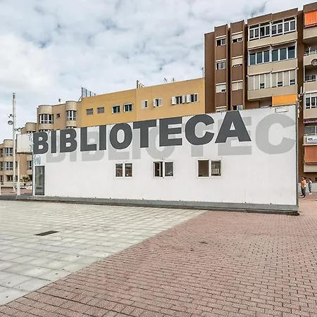 Flatguest - Flat With Art *